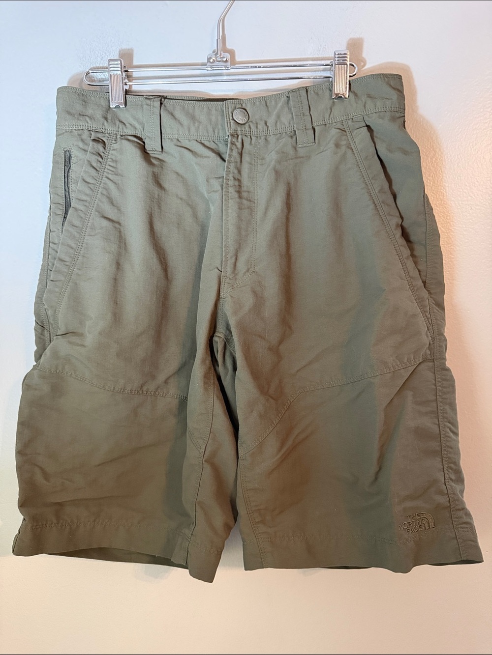 The North Face Men's Olive Green Nylon Hiking Shorts Size 32
